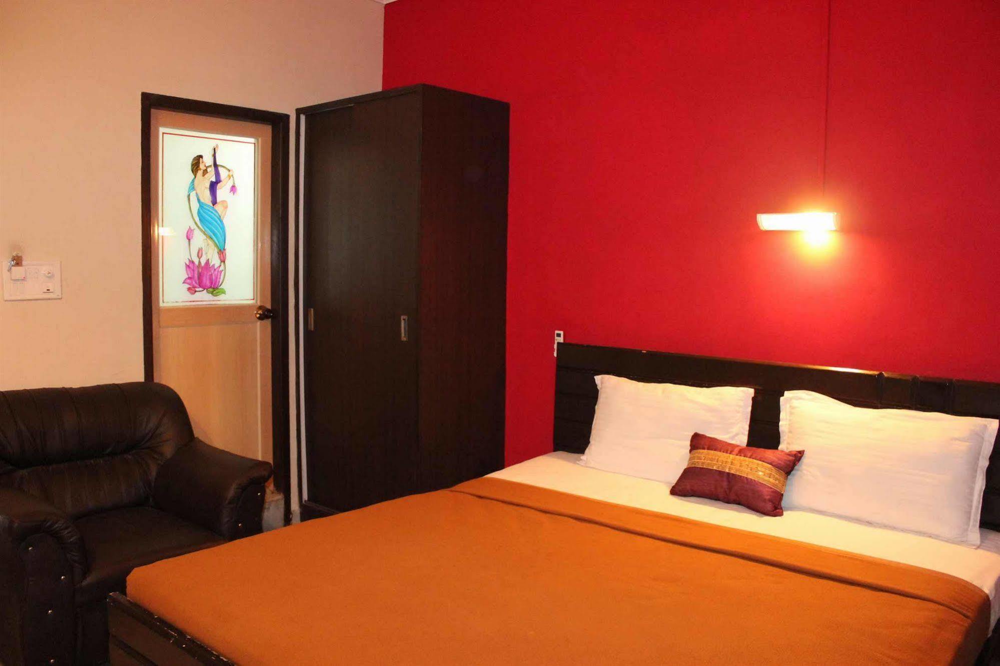 The New Casablanca Boutique Hotel Bangalore Luaran gambar