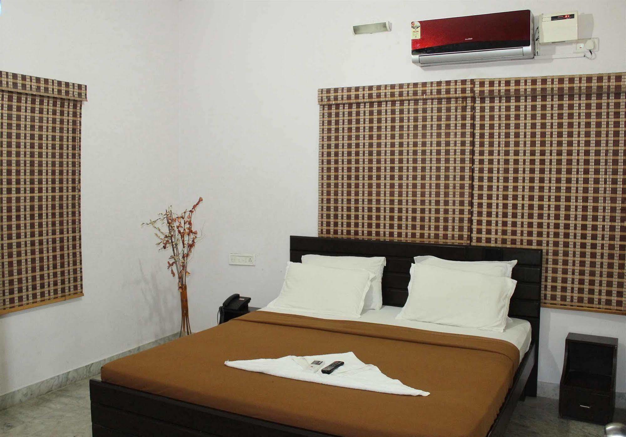 The New Casablanca Boutique Hotel Bangalore Luaran gambar