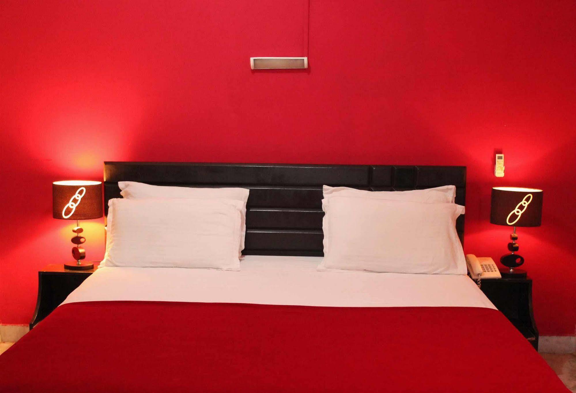 The New Casablanca Boutique Hotel Bangalore Luaran gambar